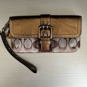 Authentic coach wristlet